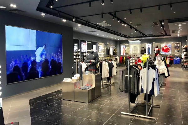 DESCENTE上海環(huán)貿(mào)店